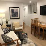Modern Luxury And Convenience In Marda Loop
