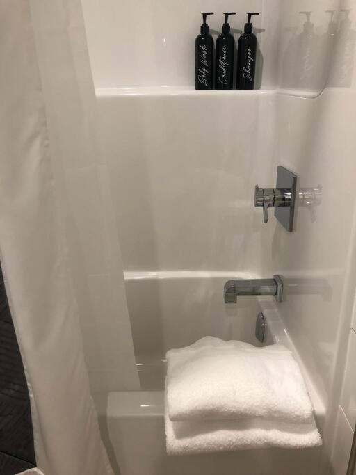 Modern Luxury And Convenience In Marda Loop Calgary